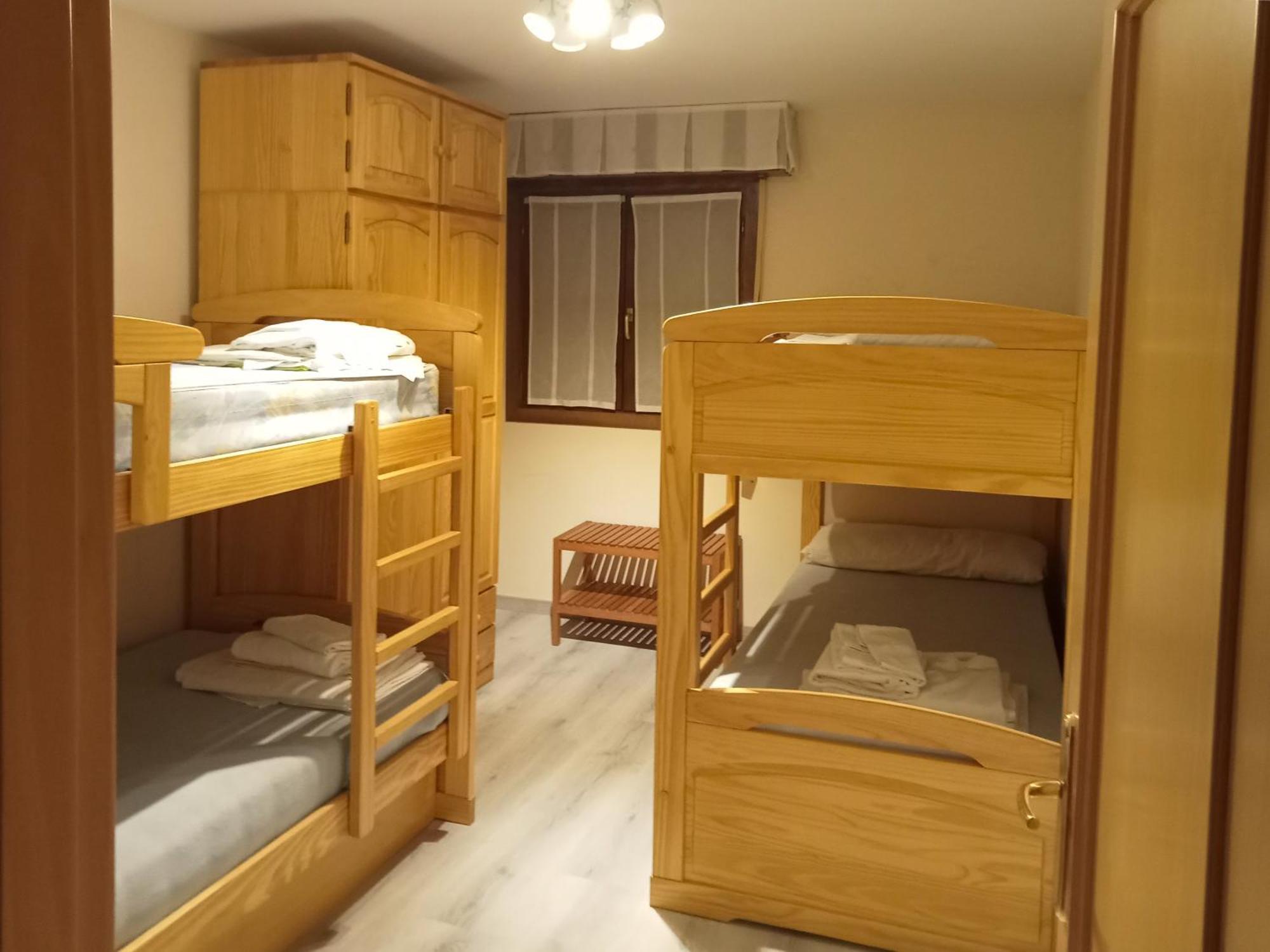 Apartamentos Biescas 3000 ภายนอก รูปภาพ